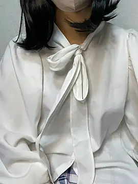 Snapshot of aya_chan00 chatting on 06/15/26, 10:23 aya chan00 online show from 06/15/26, 10:23