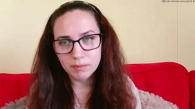 Snapshot of EmilyHotAngel chatting on 05/20/26, 04:24 EmilyHotAngel online show from 05/20/26, 04:24