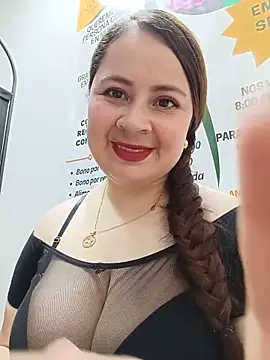 VANESSA  28 online show from 06/10/26, 04:39