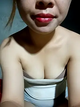 Snapshot of embe1144 chatting on 06/16/26, 01:36 embe1144 online show from 06/16/26, 01:36