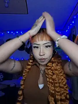 Snapshot of suky_fox chatting on 05/31/26, 11:28 suky fox online show from 05/31/26, 11:28
