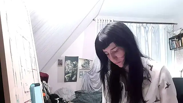 EthylAdkisson online show from 05/08/26, 08:25