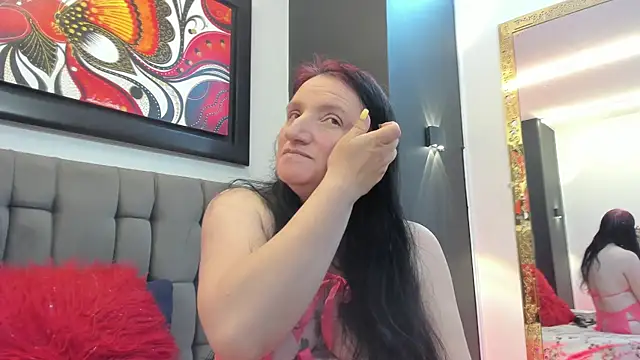 Snapshot of CloeMature chatting on 07/05/26, 02:29 CloeMature online show from 07/05/26, 02:29