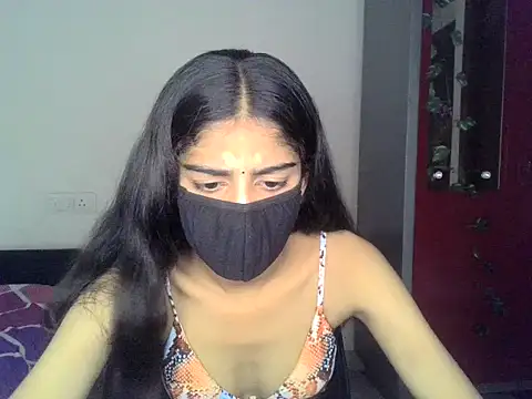 Snapshot of SASSY__BABY_ chatting on 06/20/26, 05:43 SASSY BABY online show from 06/20/26, 05:43