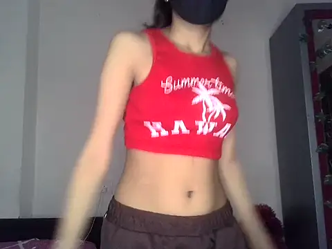 Snapshot of SASSY__BABY_ chatting on 06/21/26, 06:27 SASSY BABY online show from 06/21/26, 06:27