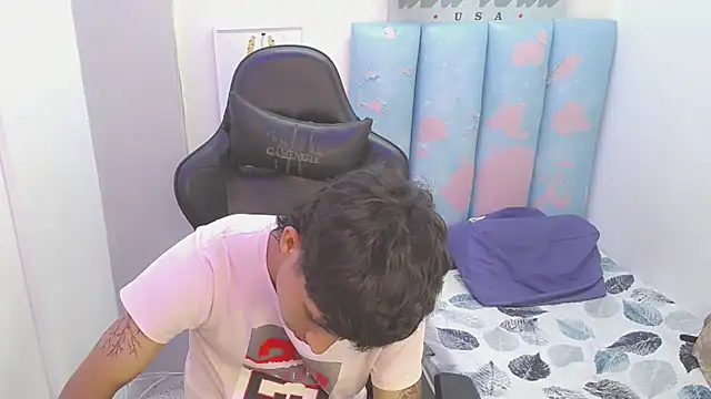 liam play online show from 06/09/26, 09:48