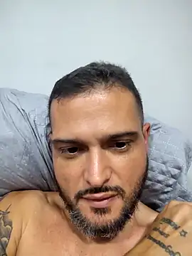 Snapshot of Lucasnono chatting on 05/07/26, 02:50 Lucasnono online show from 05/07/26, 02:50