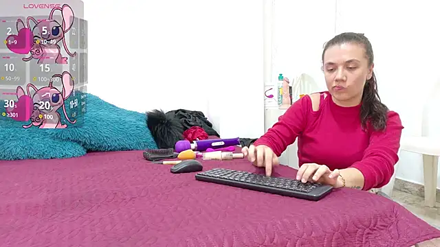 Katia Rose23 online show from 06/05/26, 07:30
