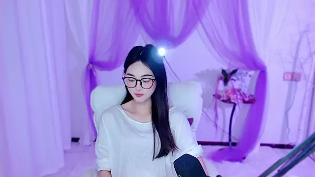 Snapshot of Tili_Lucky chatting on 05/22/26, 01:13 Tili Lucky online show from 05/22/26, 01:13