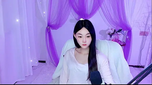 Tili Lucky online show from 07/10/26, 01:10