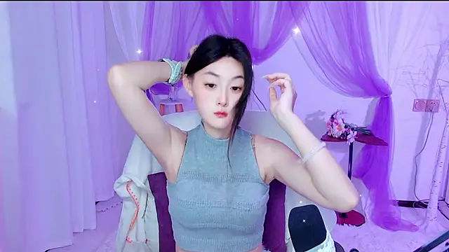 Tili Lucky online show from 07/14/26, 12:57