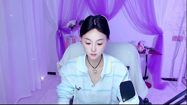 Tili Lucky online show from 07/15/26, 11:04