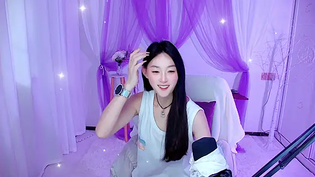 Tili Lucky online show from 08/06/26, 12:56