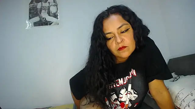 wilddesire66 online show from 05/07/26, 04:18