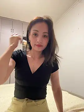 Snapshot of huihui_520 chatting on 06/12/26, 06:23 huihui 520 online show from 06/12/26, 06:23