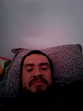 Snapshot of Almircorral2211 chatting on 06/23/26, 11:19 Almircorral2211 online show from 06/23/26, 11:19