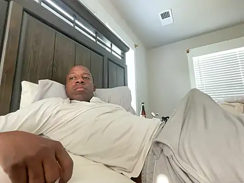 ExtremelyBlessedView1 online show from 05/19/26, 12:44