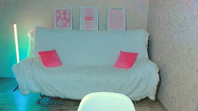 Snapshot of SiennaMia chatting on 06/04/26, 03:51 SiennaMia online show from 06/04/26, 03:51