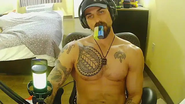 applejaxxx online show from 05/06/26, 02:33
