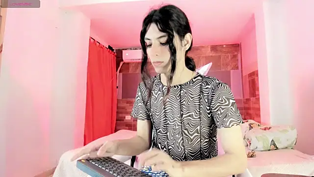 angel hass18 online show from 06/19/26, 12:59
