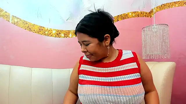 AriaMoonnn online show from 05/27/26, 03:03