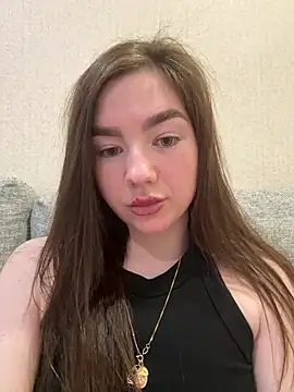 Kira711q online show from 05/26/26, 02:02
