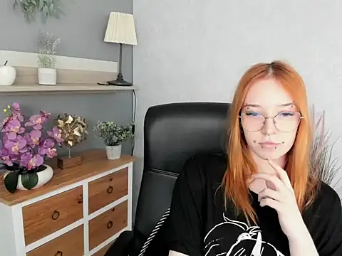 foxSonya online show from 05/13/26, 01:19