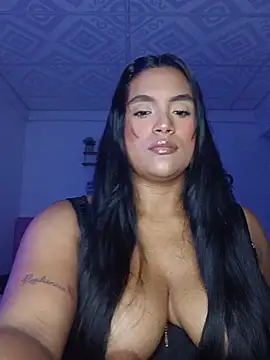 Snapshot of latin_indian chatting on 05/15/26, 05:58 latin indian online show from 05/15/26, 05:58