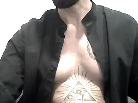 Snapshot of Alessandromagno8 chatting on 05/19/26, 06:36 Alessandromagno8 online show from 05/19/26, 06:36