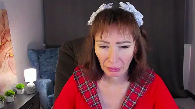 gracekellyyy online show from 06/09/26, 04:02