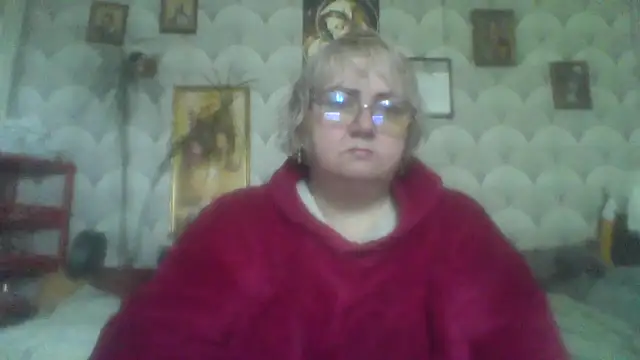 Snapshot of MarinaFarina53 chatting on 05/15/26, 07:37 MarinaFarina53 online show from 05/15/26, 07:37