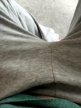 Snapshot of Shohil7 chatting on 10/21/25, 09:10 Shohil7 online show from 10/21/25, 09:10