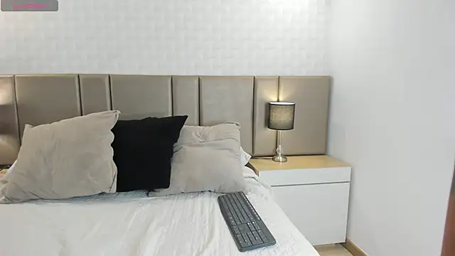 Ana mariiaa online show from 06/12/26, 12:04