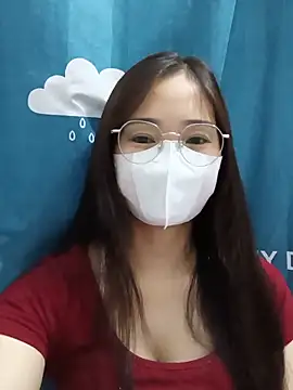 Snapshot of -Hena- chatting on 06/21/26, 03:47 -Hena- online show from 06/21/26, 03:47