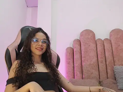 Snapshot of Sofivega18 chatting on 06/23/26, 12:41 Sofivega18 online show from 06/23/26, 12:41