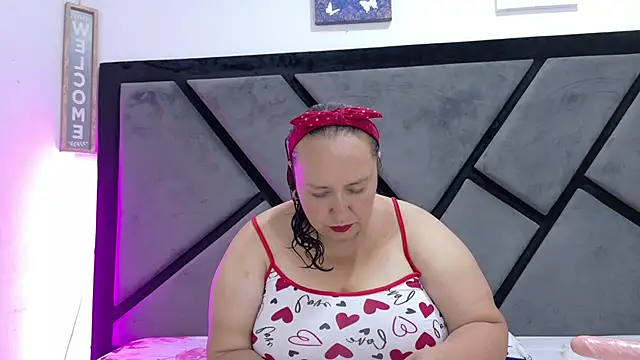 Natasha2603 online show from 06/03/26, 10:37