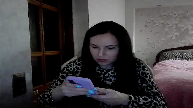Snapshot of viktoria11x chatting on 06/03/26, 12:13 viktoria11x online show from 06/03/26, 12:13
