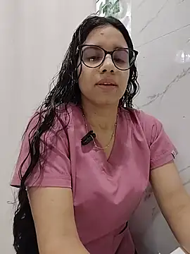 alanahot94 online show from 07/23/26, 05:00