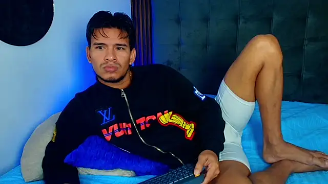 JacobWolf   online show from 06/14/26, 02:30