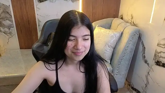 Snapshot of alesia_v_v chatting on 06/28/26, 03:23 alesia v v online show from 06/28/26, 03:23