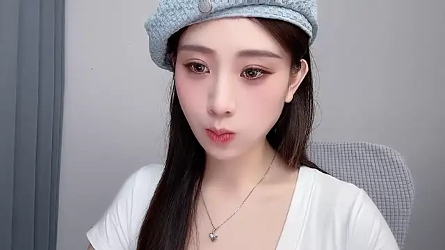 Snapshot of _222Mia chatting on 06/27/26, 12:22 222Mia online show from 06/27/26, 12:22