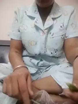 Snapshot of sexyy_nehaa chatting on 07/04/26, 02:12 sexyy nehaa online show from 07/04/26, 02:12
