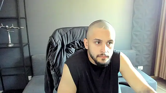 TroyWadee online show from 06/08/26, 04:24