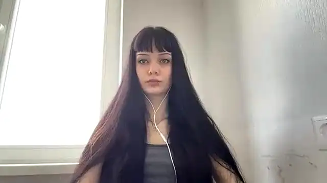 CharmaineElles online show from 05/17/26, 02:46