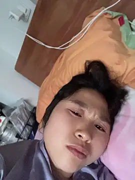 Snapshot of Iridessa- chatting on 06/26/26, 09:19 Iridessa- online show from 06/26/26, 09:19