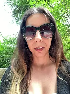 Snapshot of GirlNextDoorBianca chatting on 05/30/26, 01:52 GirlNextDoorBianca online show from 05/30/26, 01:52