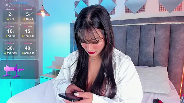 Isa foxxx26 online show from 05/13/26, 02:47