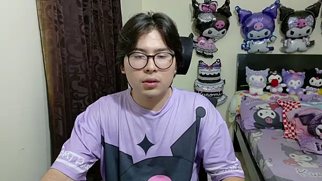 Snapshot of kuromi_boy chatting on 06/08/26, 06:03 kuromi boy online show from 06/08/26, 06:03