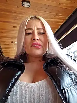 Snapshot of MILFBARBY chatting on 02/17/25, 11:13 MILFBARBY online show from 02/17/25, 11:13