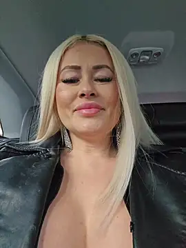 MILFBARBY online show from 02/15/26, 08:24